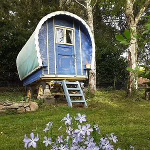 Retraite Rustique En Bordure De Forêt à La Campagne Tente de luxe Belle-Isle-en-Terre